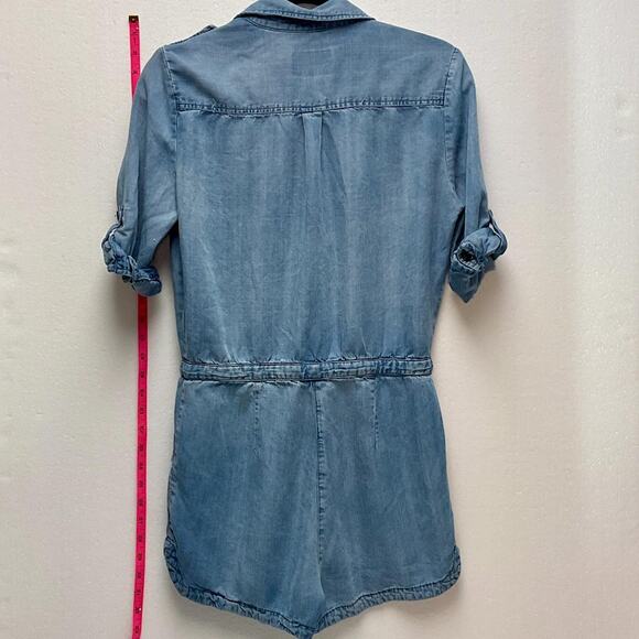 Velvet Heart Light Wash Denim Romper – Size XS - Picture 6 of 7